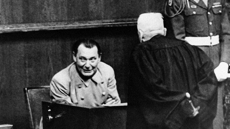 Er sei der Einzige, der "groß genug" sei, verurteilt zu werden, so Göring vor Gericht.