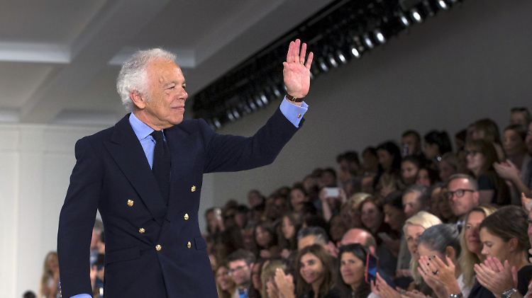 Er wird weiter für die Kollektionen verantwortlich sein - doch das Tagesgeschäft gibt er ab: Designer Ralph Lauren.