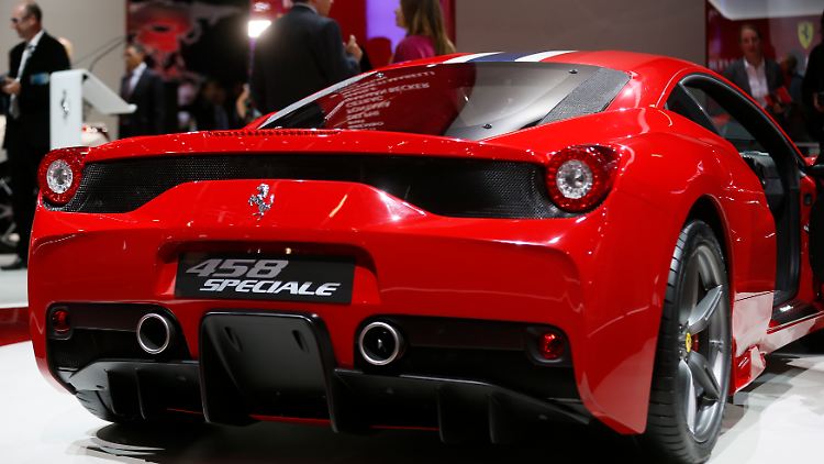 Fiat Chrysler bewertet seine Sportwagentochter mit rund zehn Milliarden Dollar.