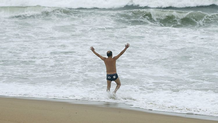 Auch in Nord- und Ostsee kann man noch baden.