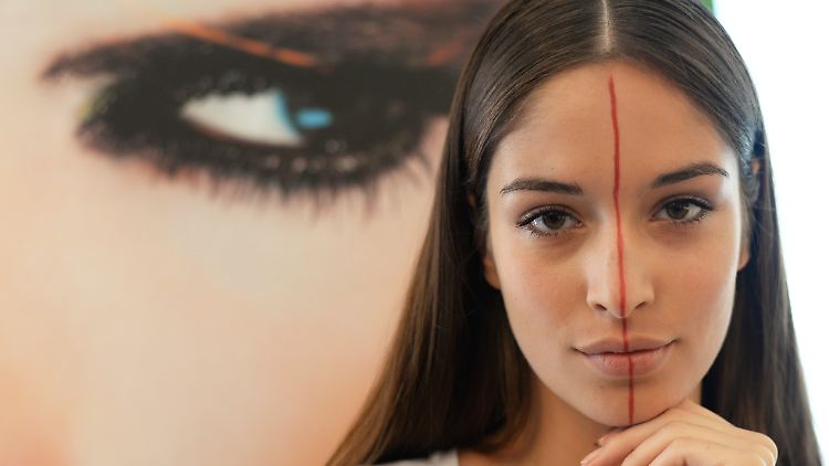 Symmetrische Gesichter werden im Allgemeinen als attraktiv empfunden.