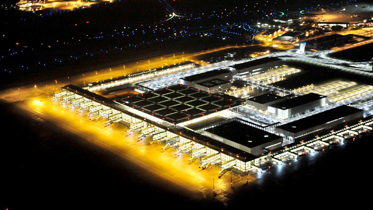 Am BER ist die Sperrung des Terminals inzwischen wieder aufgehoben worden.
