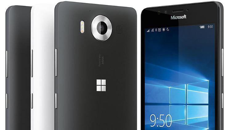 Das Lumia 950 ist das kleinere der beiden neuen Microsoft-Boliden.
