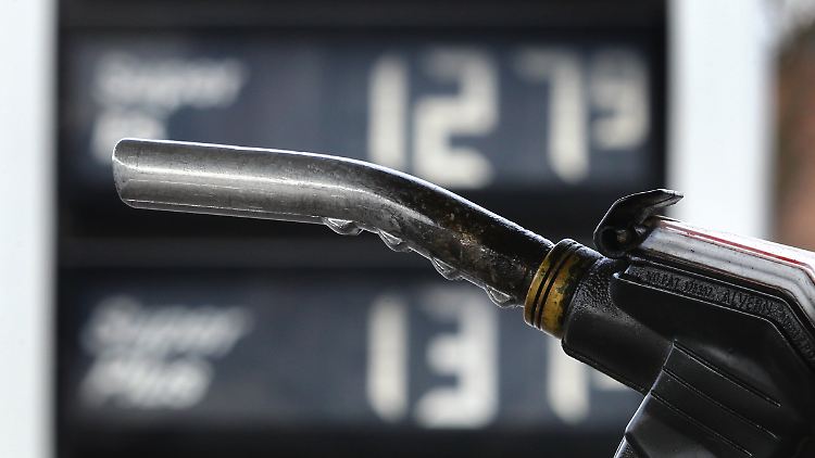Die geringere Besteuerung von Diesel hängt mit dem Güterverkehr und dem Öffentlichen Nahverkehr zusammen.