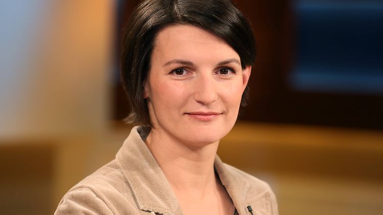 Irene Mihalic ist Sprecherin der Grünen-Bundestagsfraktion für innere Sicherheit und vertrat ihre Partei im Untersuchungsausschuss zur Aufklärung der Edathy-Affäre.