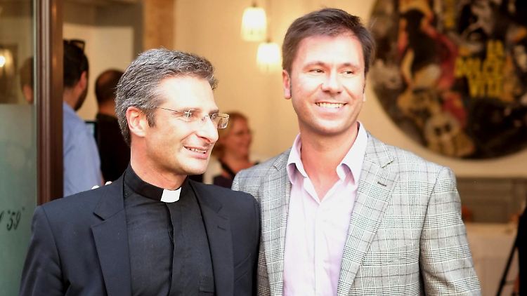 Es ist Liebe: Krzysztof Charamsa und sein Lebensgefährte 