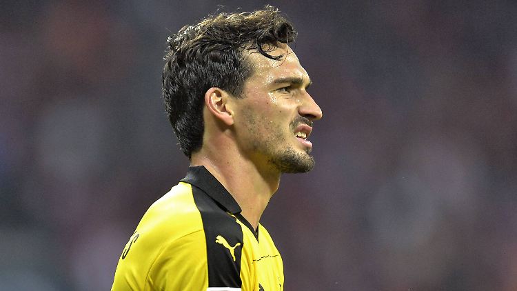 Mats Hummels hat genaue Vorstellungen, warum die Pleite gegen Bayern so deutlich war.