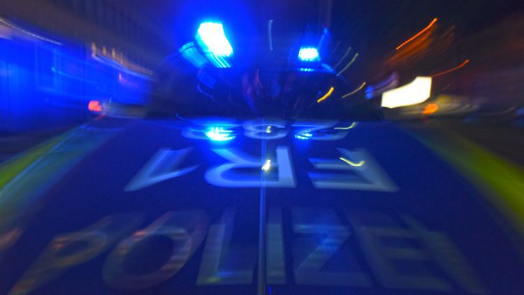 Die Polizei nimmt mutmaßliche Terroristen in NRW fest.