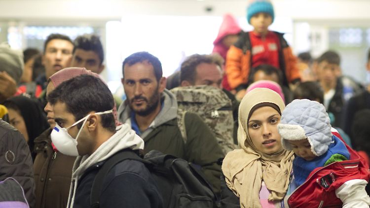 Flüchtlinge bei ihrer Ankunft in Berlin.