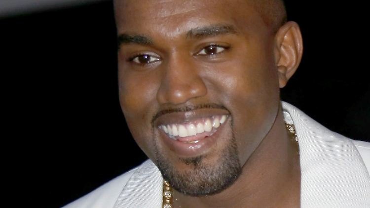 In der Modewelt fühlt sich Kanye West wegen seiner sexuellen Orientierung benachteiligt. 