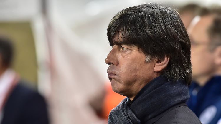 Joachim Löw: Muss nun gegen Georgien die EM-Teilnahme eintüten.