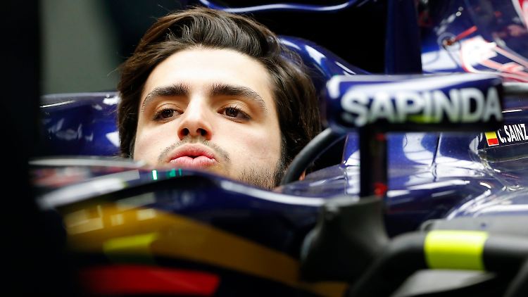Carlos Sainz jr. ist laut Toro-Rosso-Teamchef Franz Tost bei Bewusstsein.