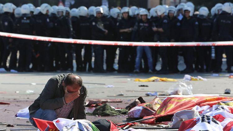 Ausnahmezustand und Trauer nach dem Anschlag in Ankara