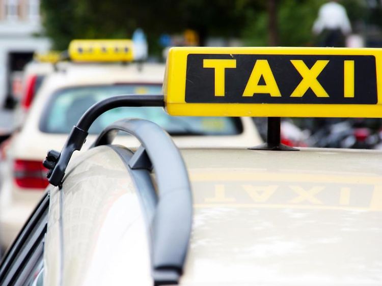 Beim Gepäck ist das allerdings so eine Sache: Sperriges kann der Taxifahrer ablehnen.