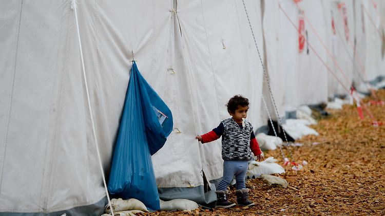 In vielen Städten und Gemeinden dürfte sich die Lage durch die Ankunft weiterer Flüchtlinge noch verschärfen.