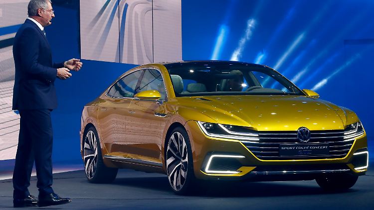 Im April zeigten die Wolfsburger auf der Automesse in Shanghai mit dem VW C-Coupé GTE, wie eine Neuauflage des Phaeton aussehen könnte.
