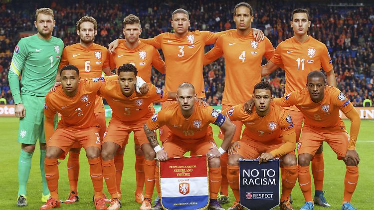 Wieder eine niederländische Fußballgeneration ohne großen Titel: Die EM 2016 findet ohne die Niederlande statt.