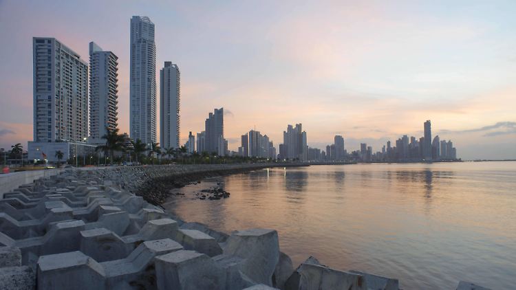 Schwarzgeld-Parkplatz Panama-City