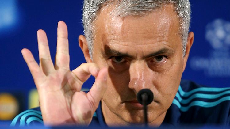 "Wenn sie mich bestrafen wollen, müssen sie das tun. Das ist mir egal", so Mourinho Anfang Oktober. Jetzt gab es die Quittung.