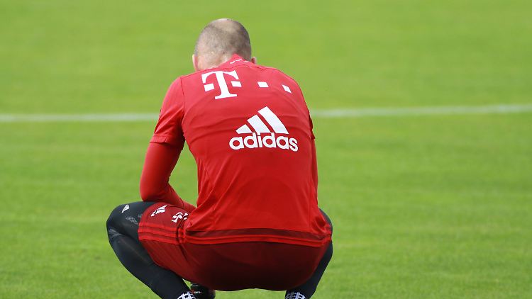 Das sieht nicht gut aus für die Bayern: Die Offensivkräfte Arjen Robben (Bild) und Kingsley Coman fallen aus.