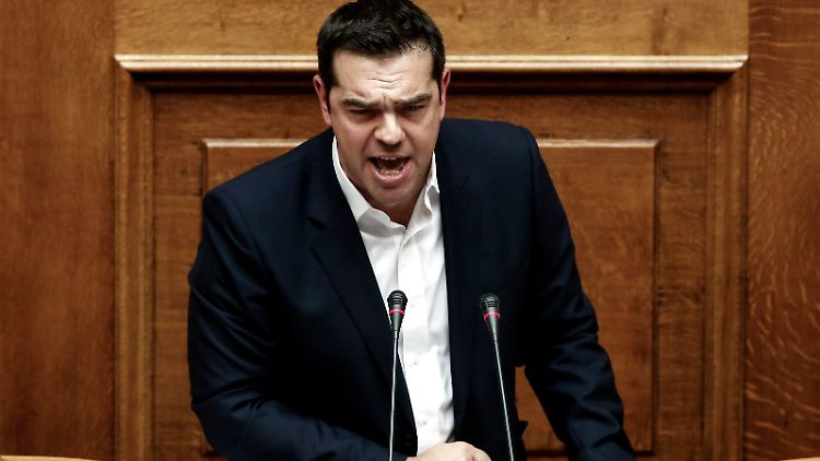 Tsipras bei seiner Rede im griechischen Parlament.
