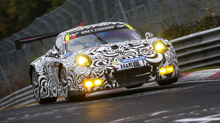 Der neue Porsche 911 GT3 R bringt 500 PS auf die Straße.