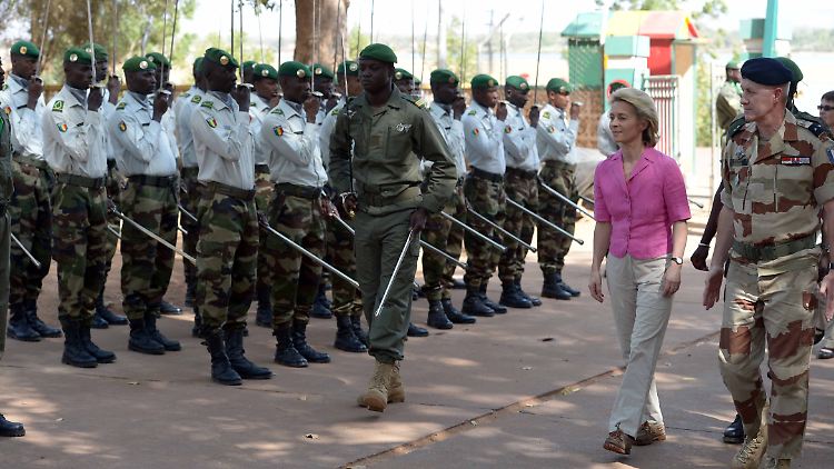 Im Juni war Ursula von der Leyen zu Besuch in Mali.