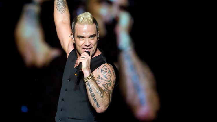 Robbie Williams wollte einem Fan ein anzügliches Kompliment machen, doch die Auserwählte war erst 15 Jahre alt.