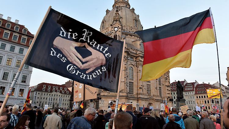 Die deutsche Kanzlerin ist nicht nur in Deutschland zur Hassfigur für selbsternannte Verteidiger des Abendlandes geworden.