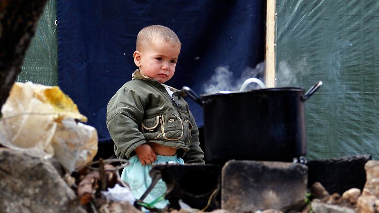Ein syrisches Flüchtlingskind aus Aleppo in einem Camp für Flüchtlinge im Libanon.