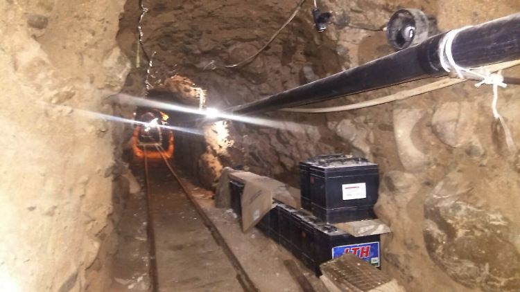 Der Tunnel war ausgestattet mit einem Schienensystem, Beleuchtung und Luftzufuhr.