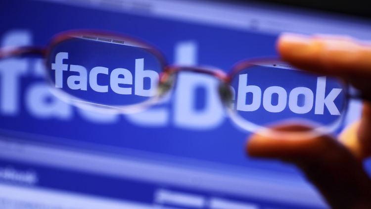 Die neue Suchfunktion auf Facebook wird bereits beim Eintippen der Anfrage personalisierte Vorschläge machen.  