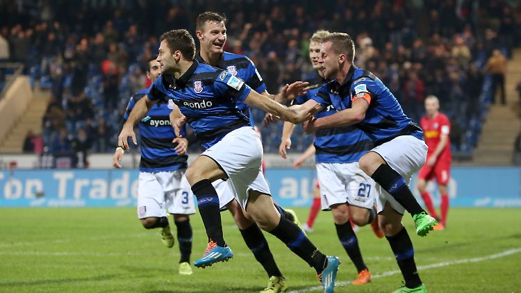 FSV Frankfurt dreht das Spiel nach einem 0:2-Rückstand.