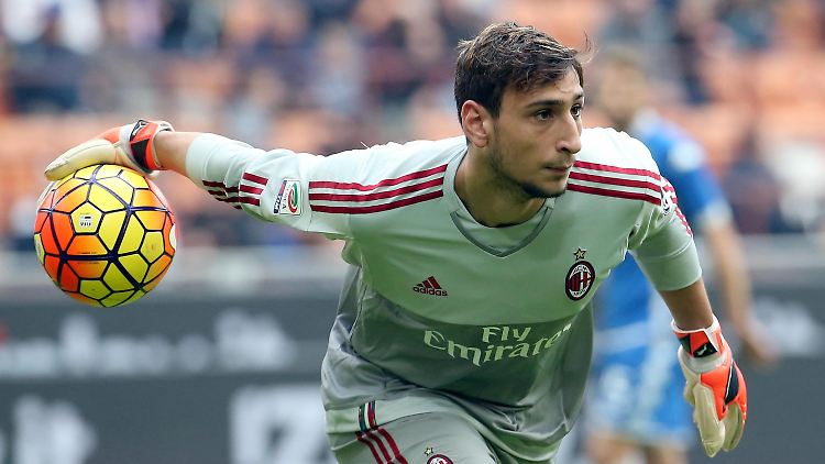 AC Mailands 16-jährigem Torhüter Gianluigi Donnarumma sieht man seine jungen Jahre gar nicht an.