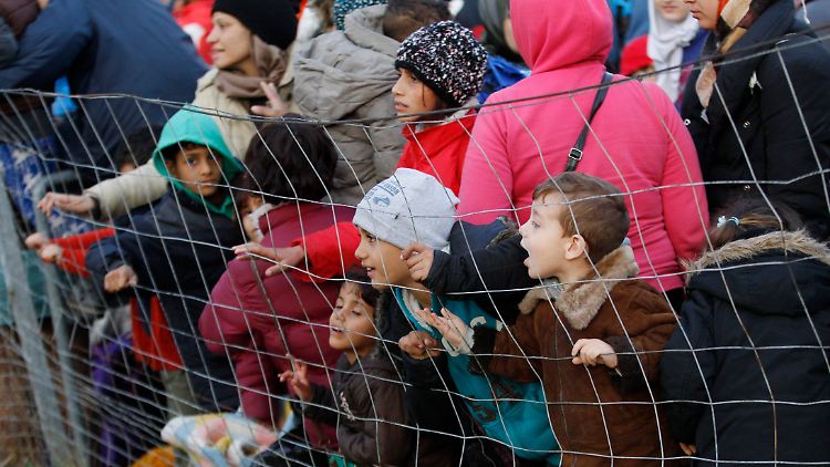 Bilder wie dieses entsprechen laut Kanzlerin Merkel "nicht unseren Werten". 