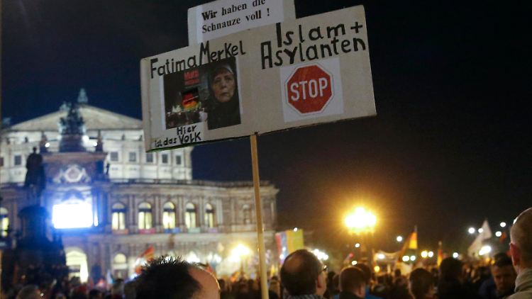 Pegida-Demonstranten im Oktober in Dresden.
