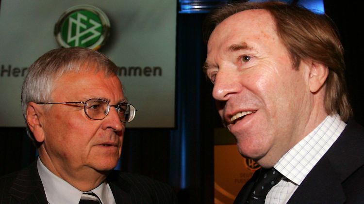Wiedersehen vor Gericht: Günter Netzer und Theo Zwanziger.