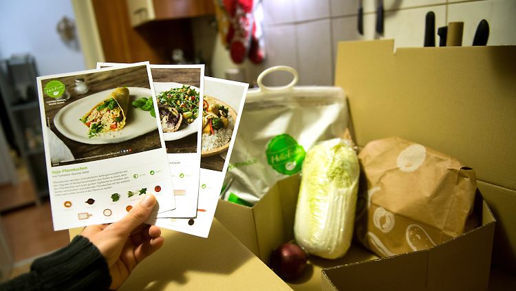 Seit 2011 verschickt das Unternehmen Hello Fresh fertige Kochboxen mit Zutaten und Rezepten.
