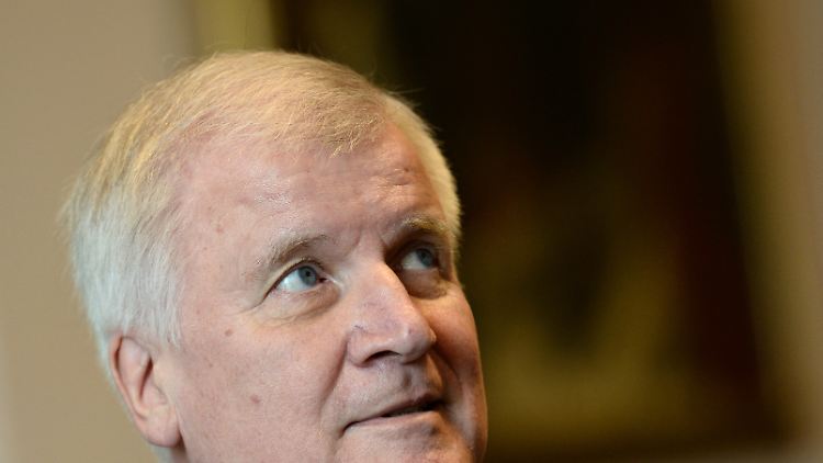 An Weihnachten dürfen auch bei Horst Seehofer die Träume fliegen. 