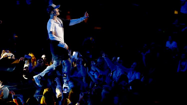Mehr als ein Mini-Konzert gab es nicht für die Bieber-Fans in Oslo.