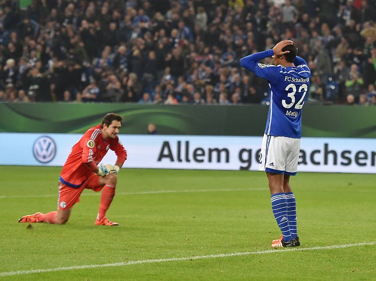 Es war die Schuhfarbe, ganz klar.