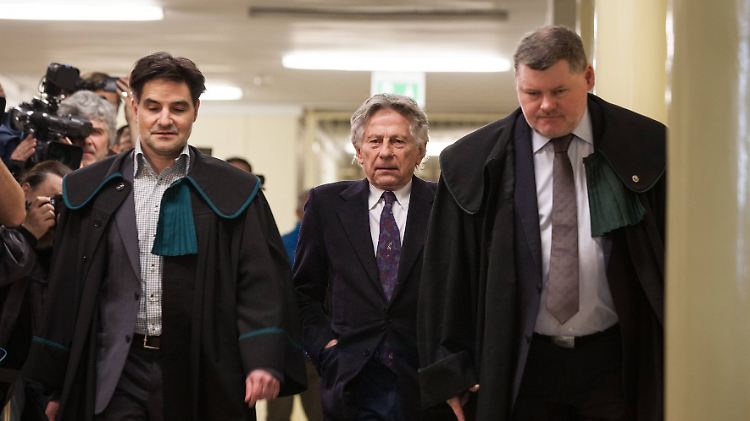 Roman Polanski im Februar 2015 in Krakau (Polen) auf dem Weg zur Gerichtsverhandlung.