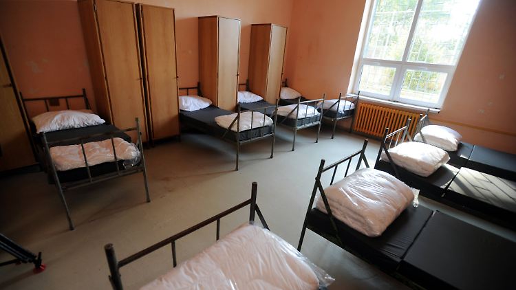 In der Unterkunft in Drahonice leben Flüchtlinge in einem ehemaligen Gefängnis.