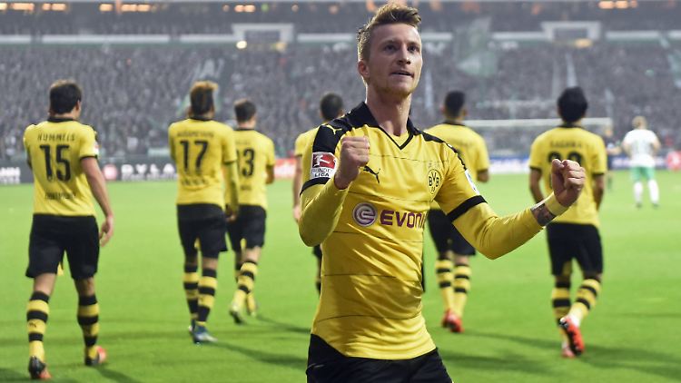 Marco Reus traf in Bremen doppelt für Borussia Dortmund, das den Rückstand auf Tabellenführer FC Bayern auf fünf Zähler verkürzte.