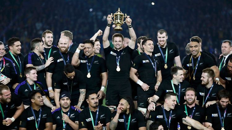 Die "Webb-Ellis-Trophäe" bleibt im Besitz der Neuseeländer, der dominierenden Rugby-Nation.