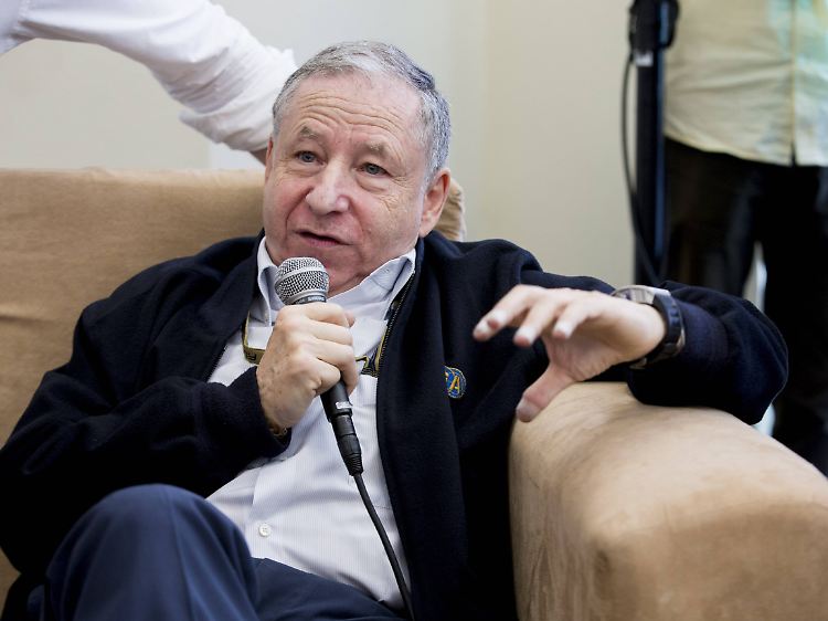 Fia-Präsident Jean Todt ist mit Formel-1-Boss Bernie Ecclestone einig, dass sich die Rennserie nicht den Herstellern ausliefern darf.