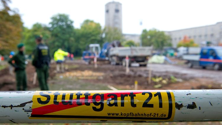 Die Bagger arbeiten weiter.