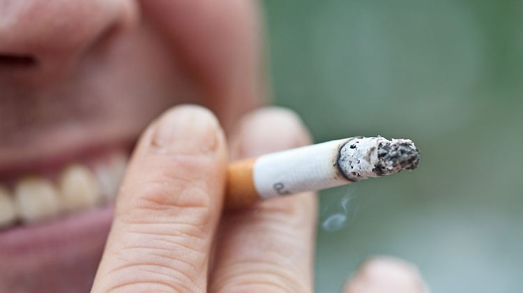 Die Krebsforscher warnen vor der Tabakindustrie: "Ökonomisch bedeutungsloser Wirtschaftszweig mit großem Einfluss auf die Politik."