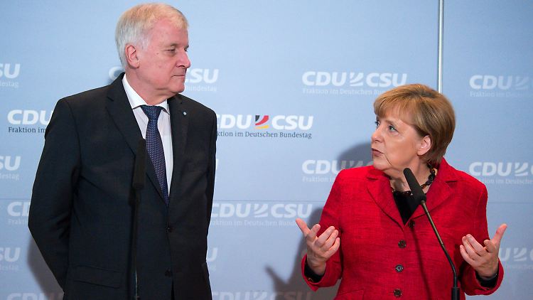 Horst Seehofer war bei der Bundestagsfraktion zu Gast - und verhielt sich freundlich.