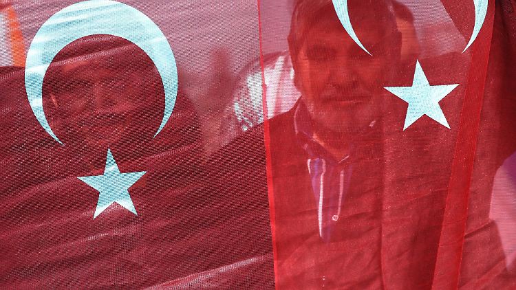 Als angespannt wird gegenwärtig die Stimmung in der Türkei bezeichnet.